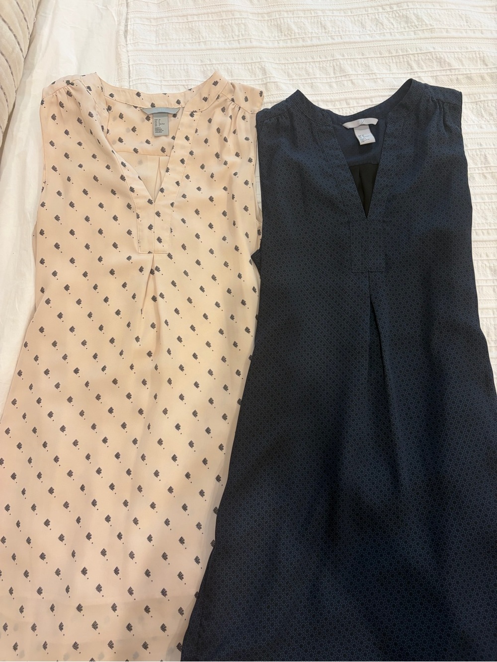 Bundle: H&M Sleeveless lightweight tie-waist dresses